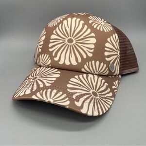 NWOT Roxy Tan Floral Mesh Cap